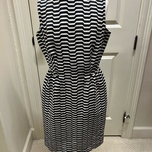 Liz Claiborne Black and White Chevron Midi Dress